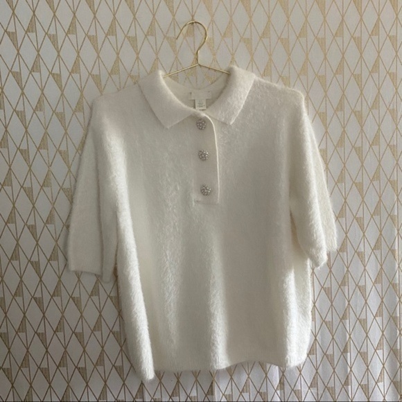 Rhinestone button fluffy top - Picture 3 of 5